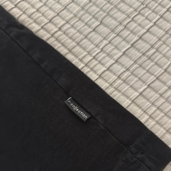 R Collection Black Graphic T-Shirt Finnish Design size L - Picture 4 of 6